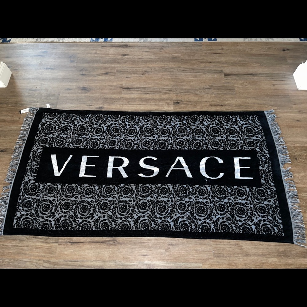 Authentic NEW Versace Beach / Pool Towel